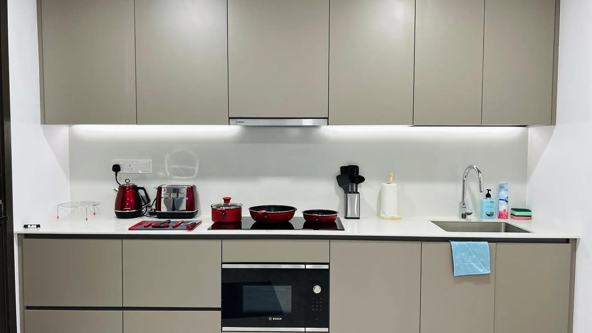 Eaton Residence Klcc Куала-Лумпур 0*,